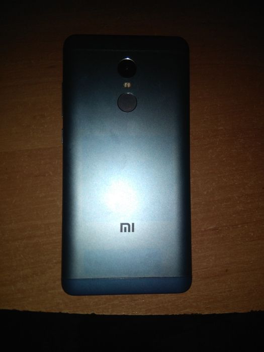 Ксяоми редми 4  телефон