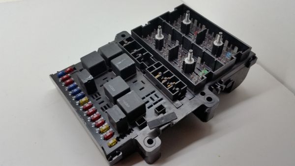 Caixa fusíveis / SAM / BSI CHRYSLER Voyager IV (RG, RS)