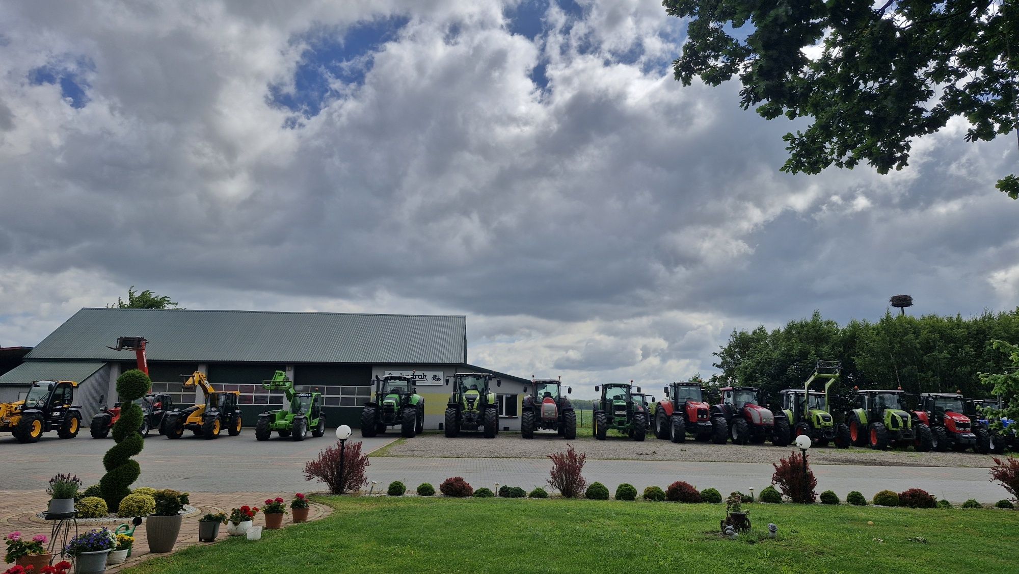 Valtra t 161 deutz fahr m 650 axion 810 john deere 6830