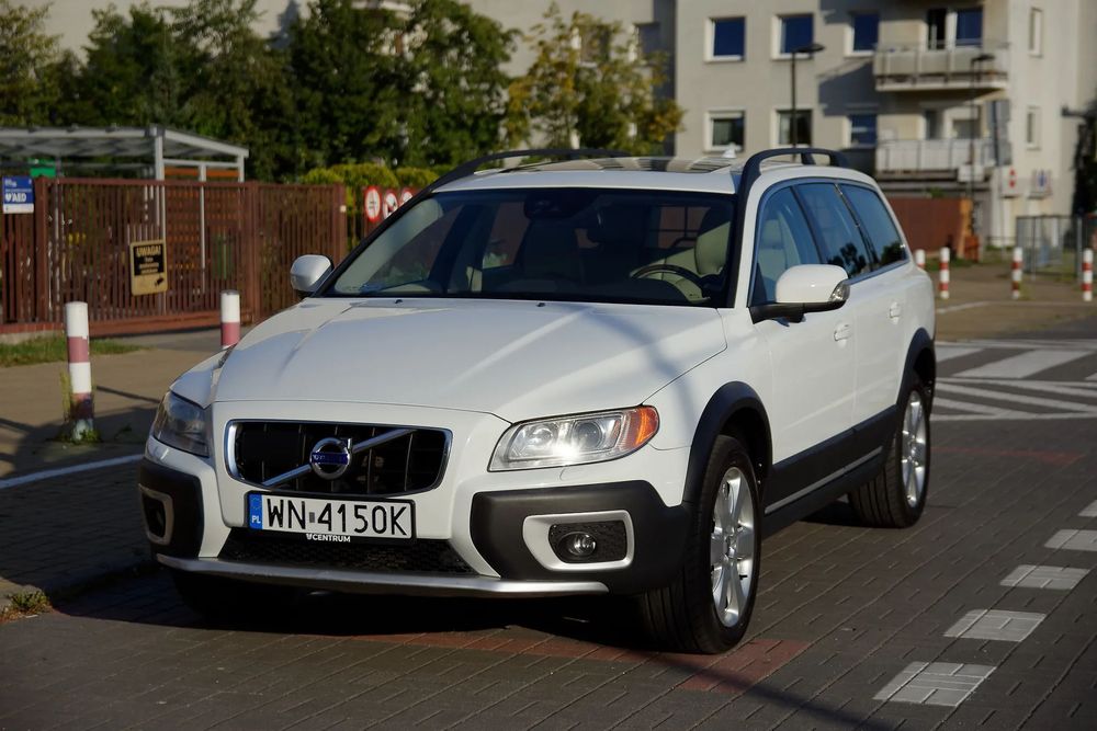 Volvo XC 70 Summum, zadbany, jasne wnętrze, wentylowane fotele, tempomat aktywny