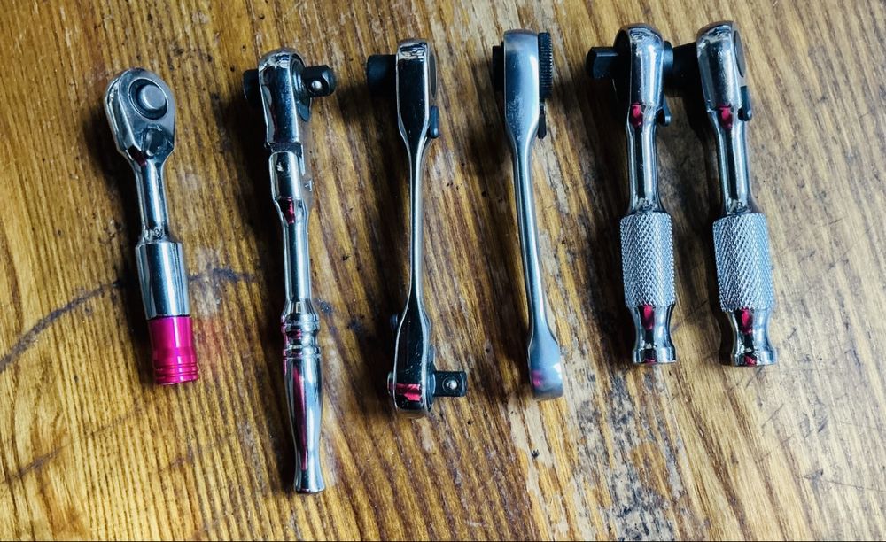 Реверсний вороток 1/4 нова високоякісна трещотка ціна за 1 штуку