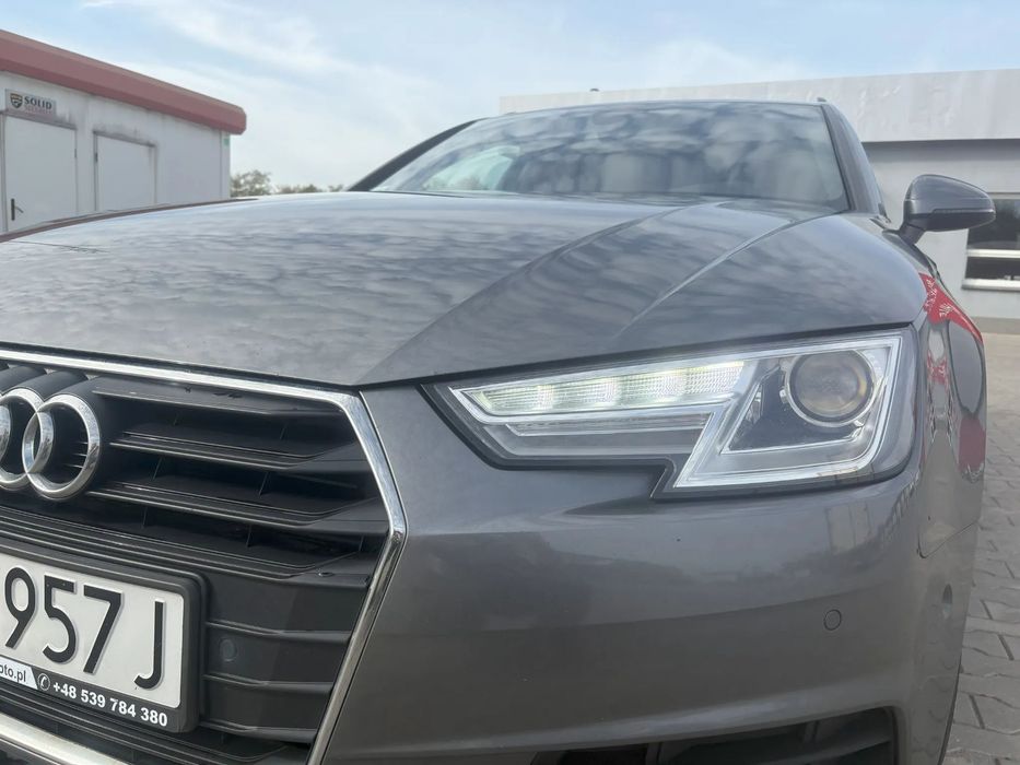 Audi A4 Audi A4 Avant 2.0 TDI 150 km z panoramicznym dachem i audi park assist
