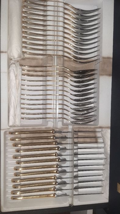 Faqueiro- Conjunto de talheres completo- PAVIDUTI 24k gold