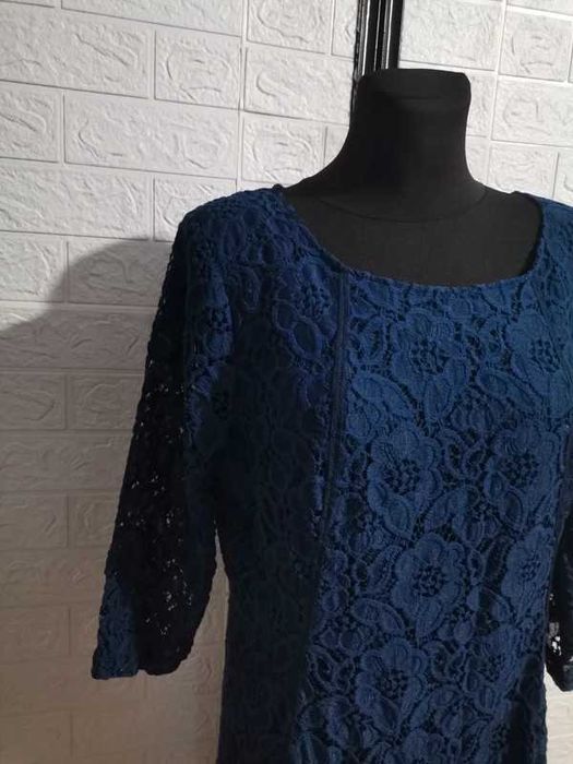 Sukienka rozmiar 44 granatowa koronka cena 35 zł