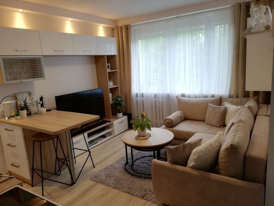 2 Pokojowe Mieszkanie + Garderoba. W pełni wyposażone. TOP Lokalizacja