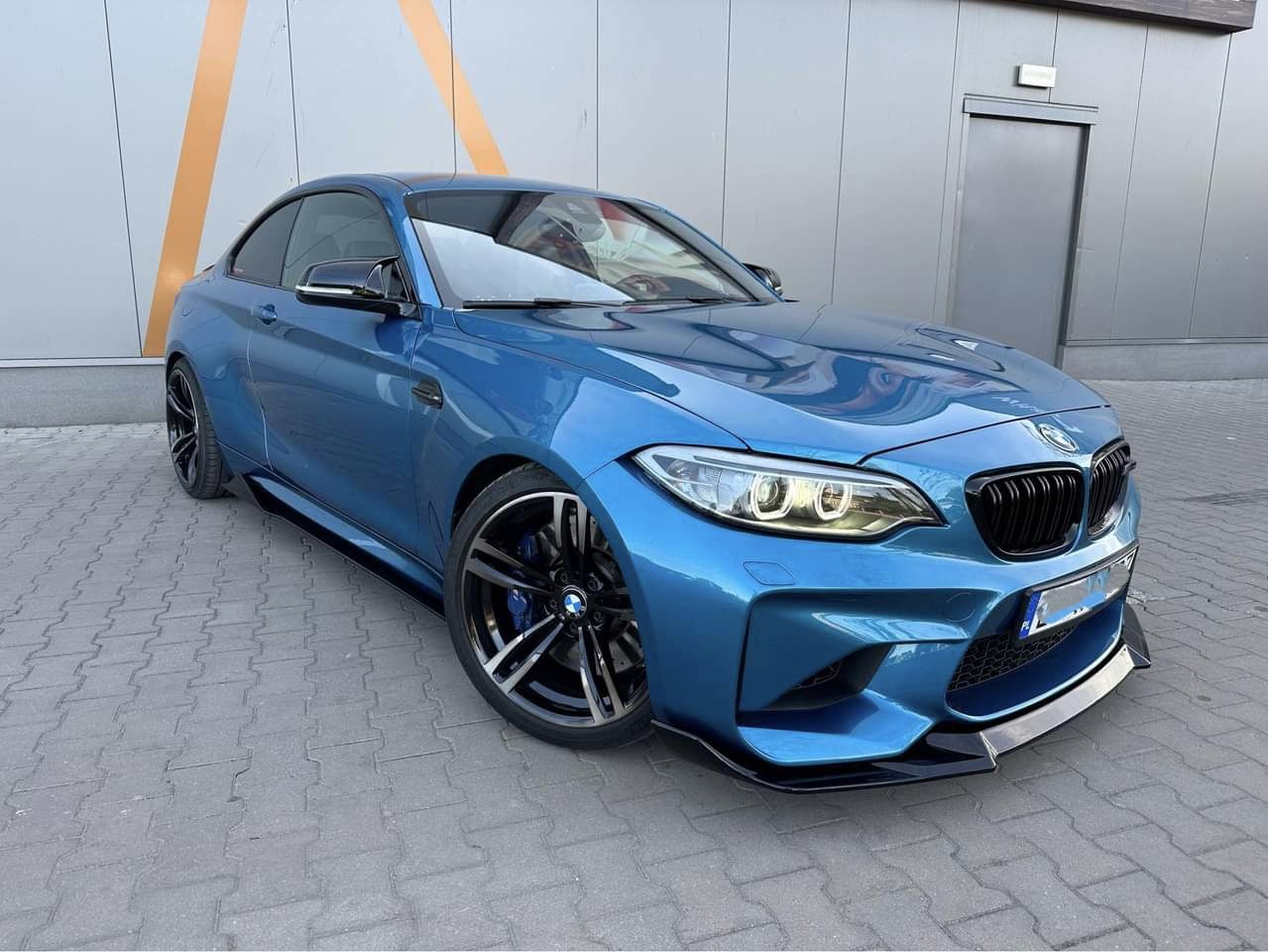 BMW F87 M2 Boczne Dokładki Progów Splittery Podproża Czarny Połysk