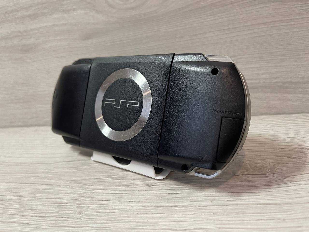 Sony PSP Приставка ігрова 32GB +40 Ігор встановлено Портативна консоль