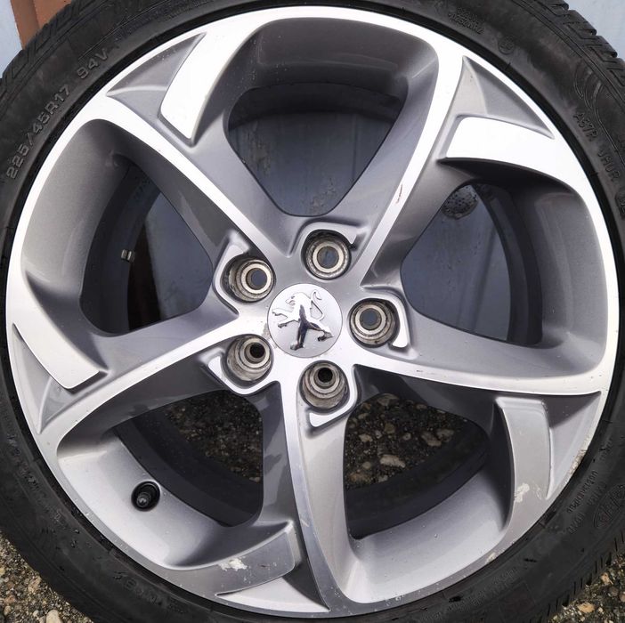 Колеса/Диски Peugeot r17  5*108  ET46  цо-65.1мм