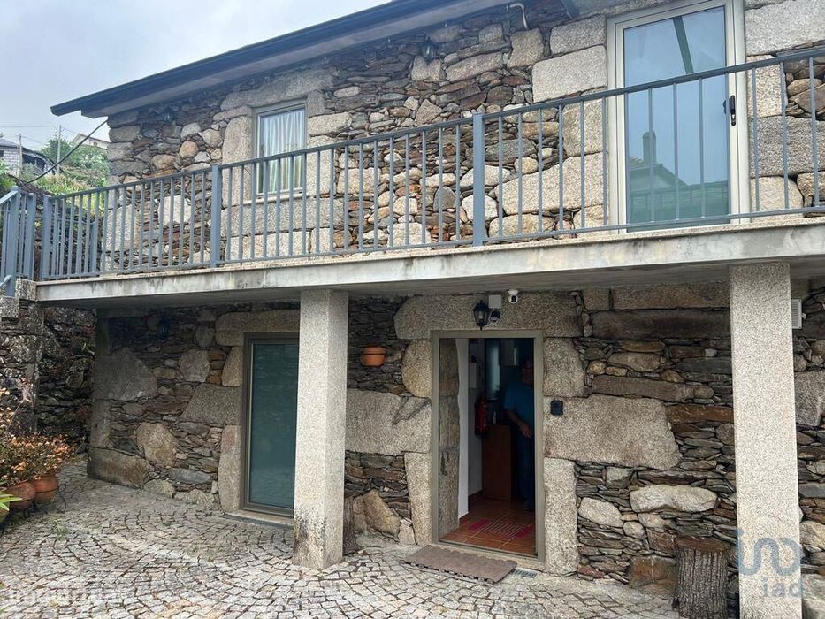 Casa / Villa T2 em Carvalhais e Candal de 134,00 m2