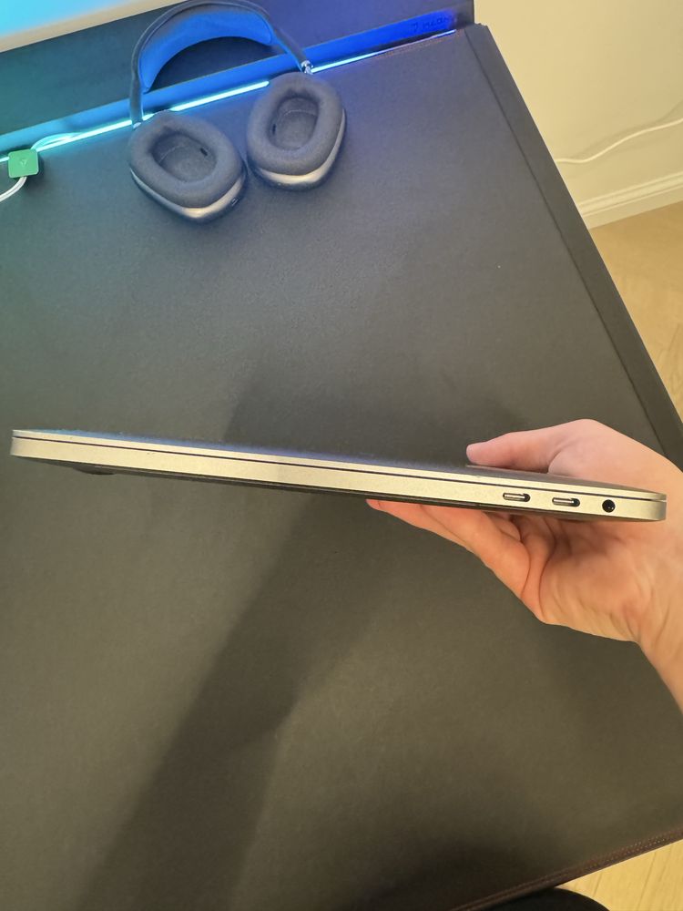 Mackbook Pro 13 2019 | 256 GB | Intel core i5