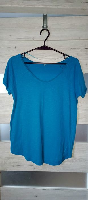 Turkusowa bluzka