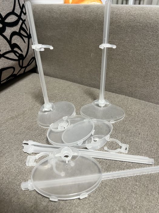 Підставка під ляльки, для кукол подставка