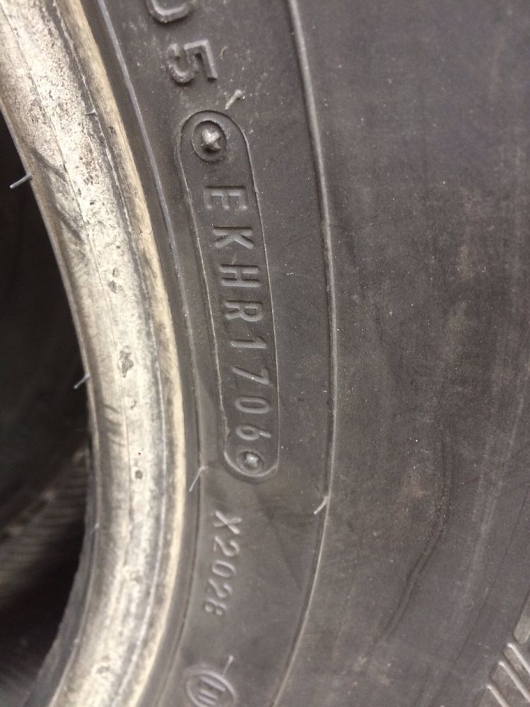 Продам резину 275/60 R18