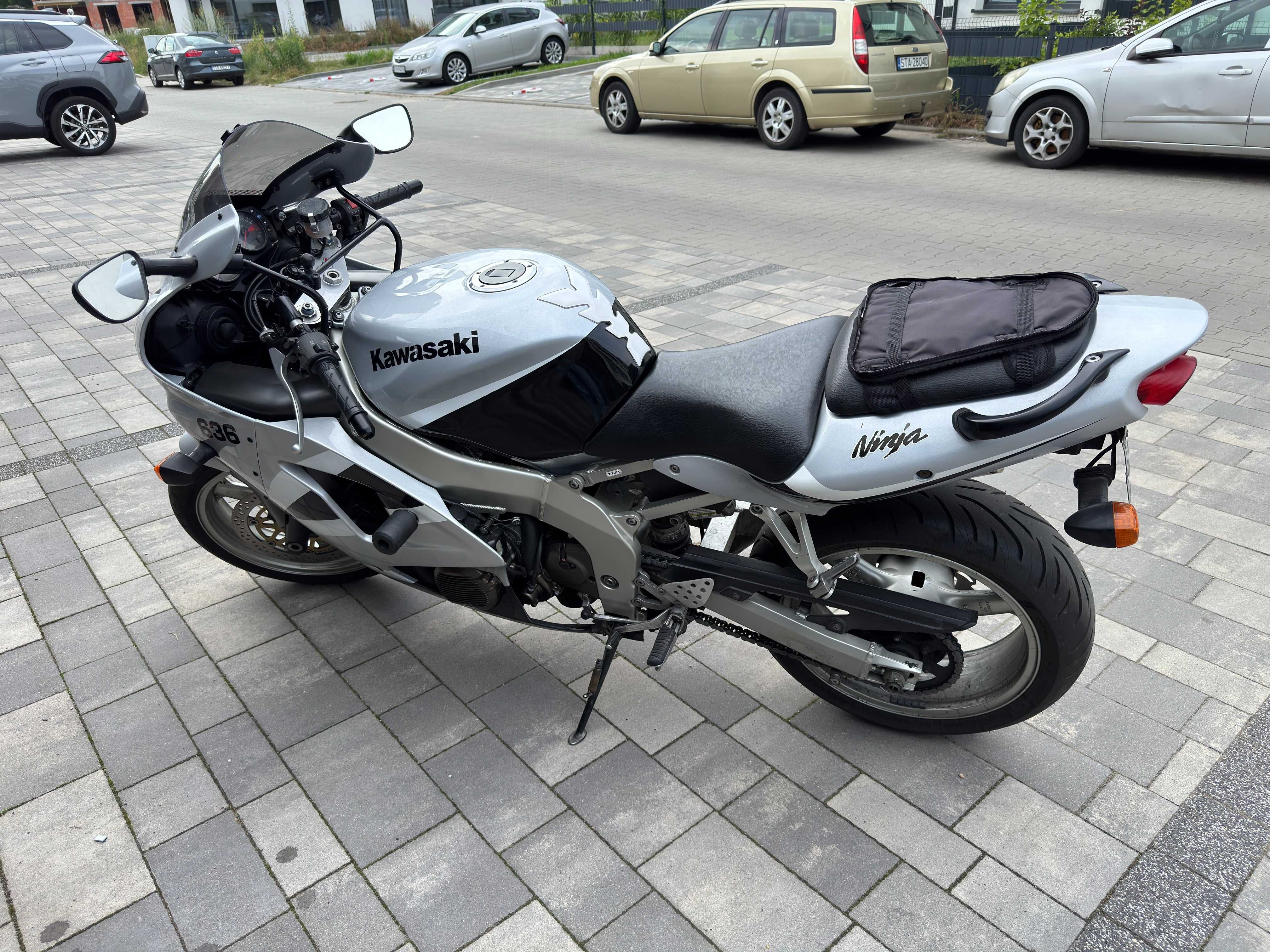 Motocykl Kawasaki Ninja ZX-6R 600, 2000r., 76360 przebiegu CHORZÓW