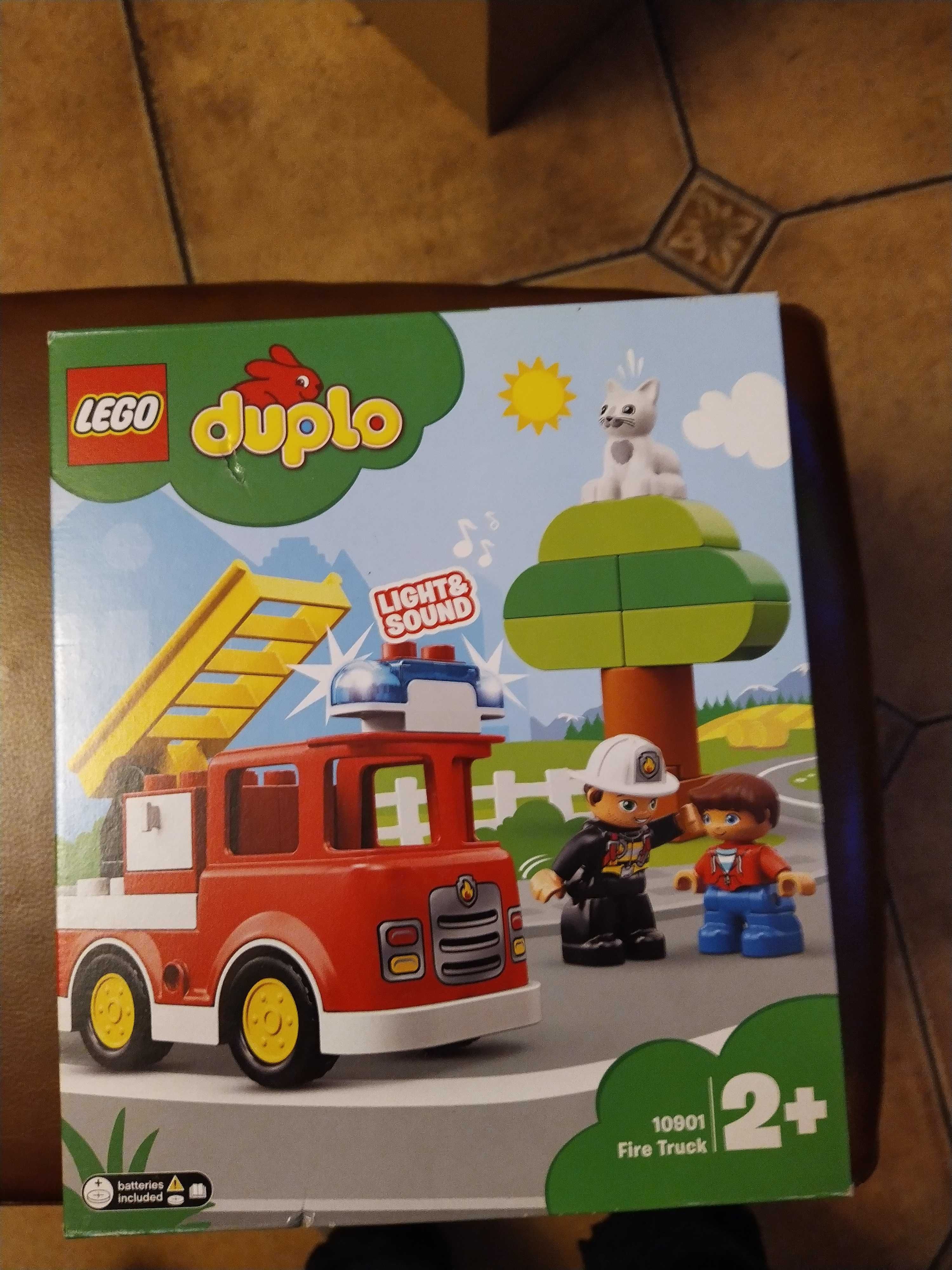 LEGO DUPLO 10901 Samochód strażacki z klockiem Śound&Light