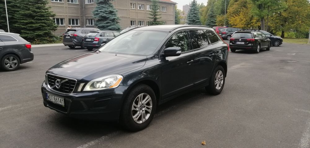 Volvo XC60 ubezpieczony + kpl. kół zimowych salon polska