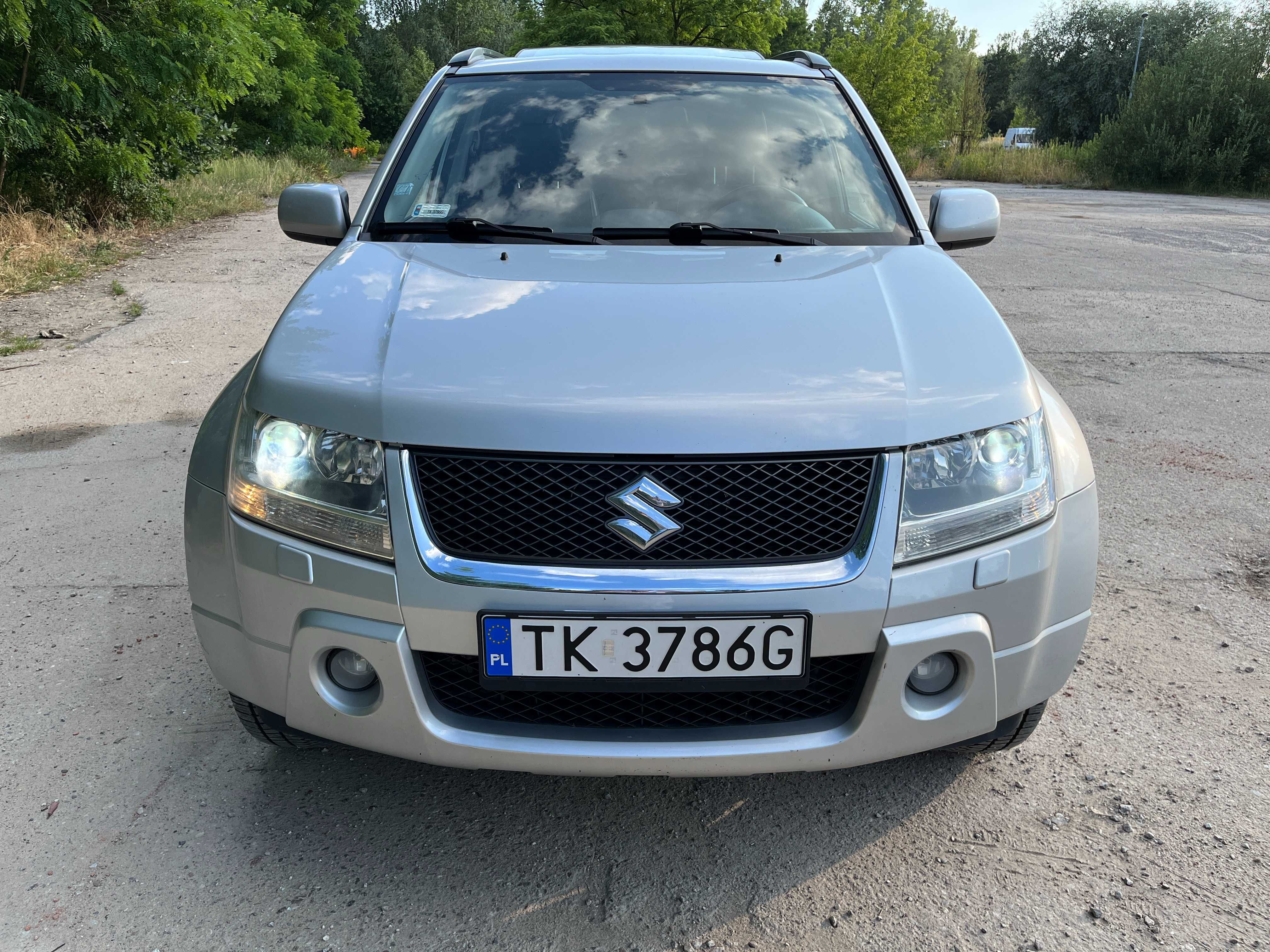 Sprzedam Suzuki Grand Vitara 1.9 TDi 2006 r. Przebieg 185000 km.