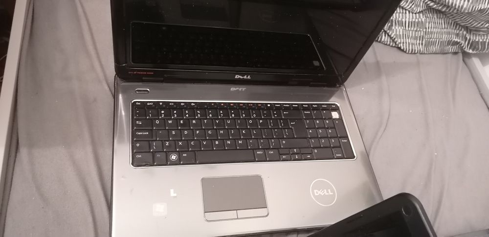 Mix laptopów. Okazyjna cena za całość!