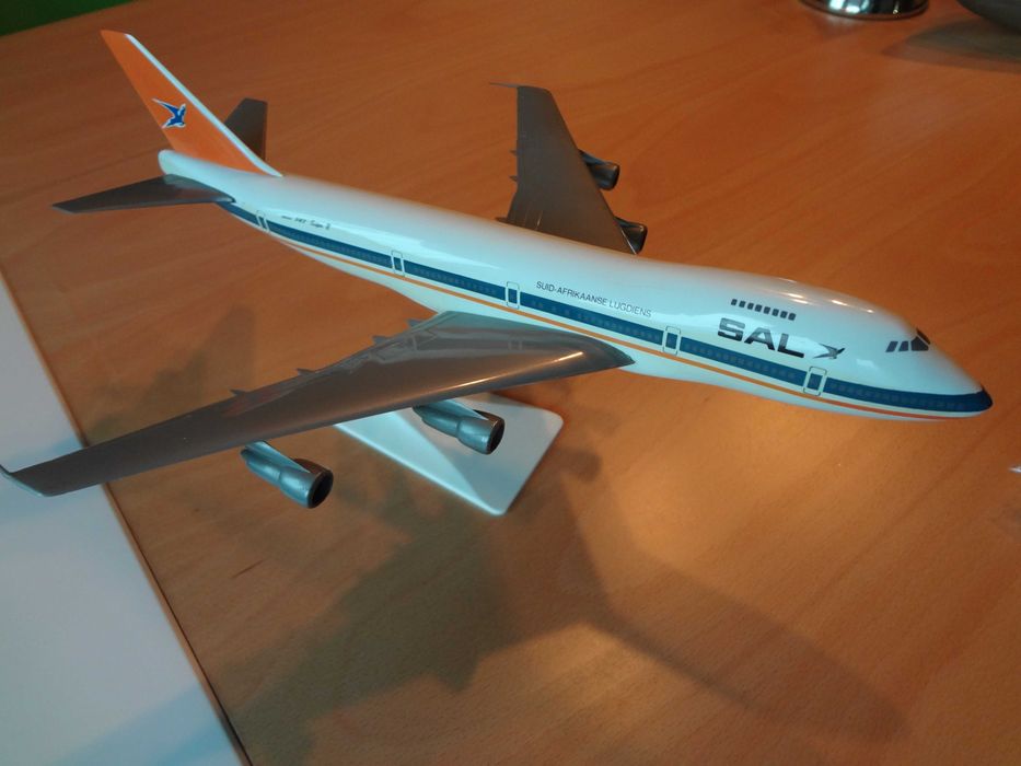 Samolot Boeing 747 African SAA
