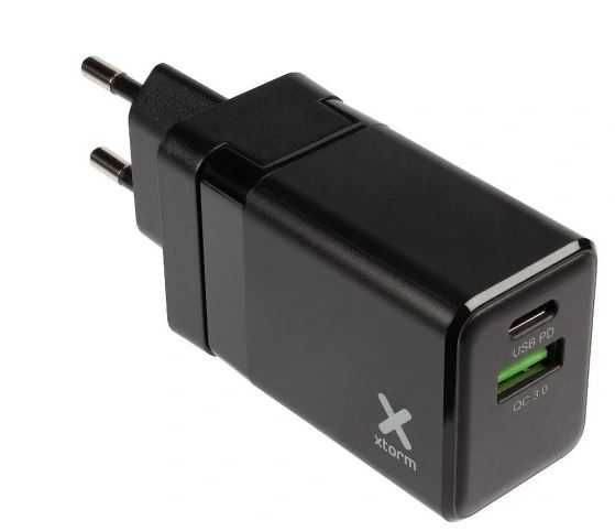 Ładowarka sieciowa 20W Quick Charge wymienne wtyczki XTORM