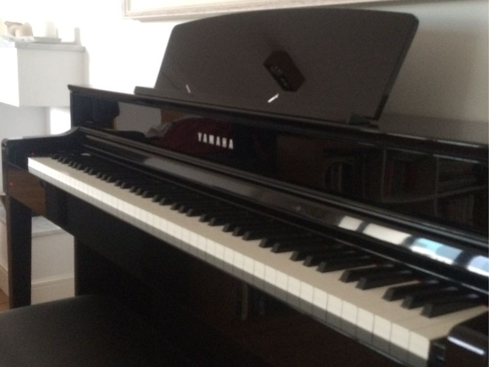 Yamaha CLP 545 PE Clavinova
