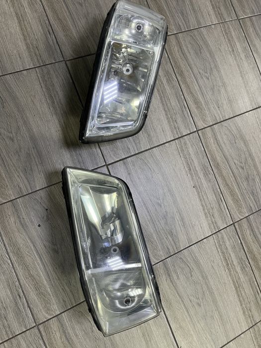 Фара ліва,права Volkswagen Transporter T5