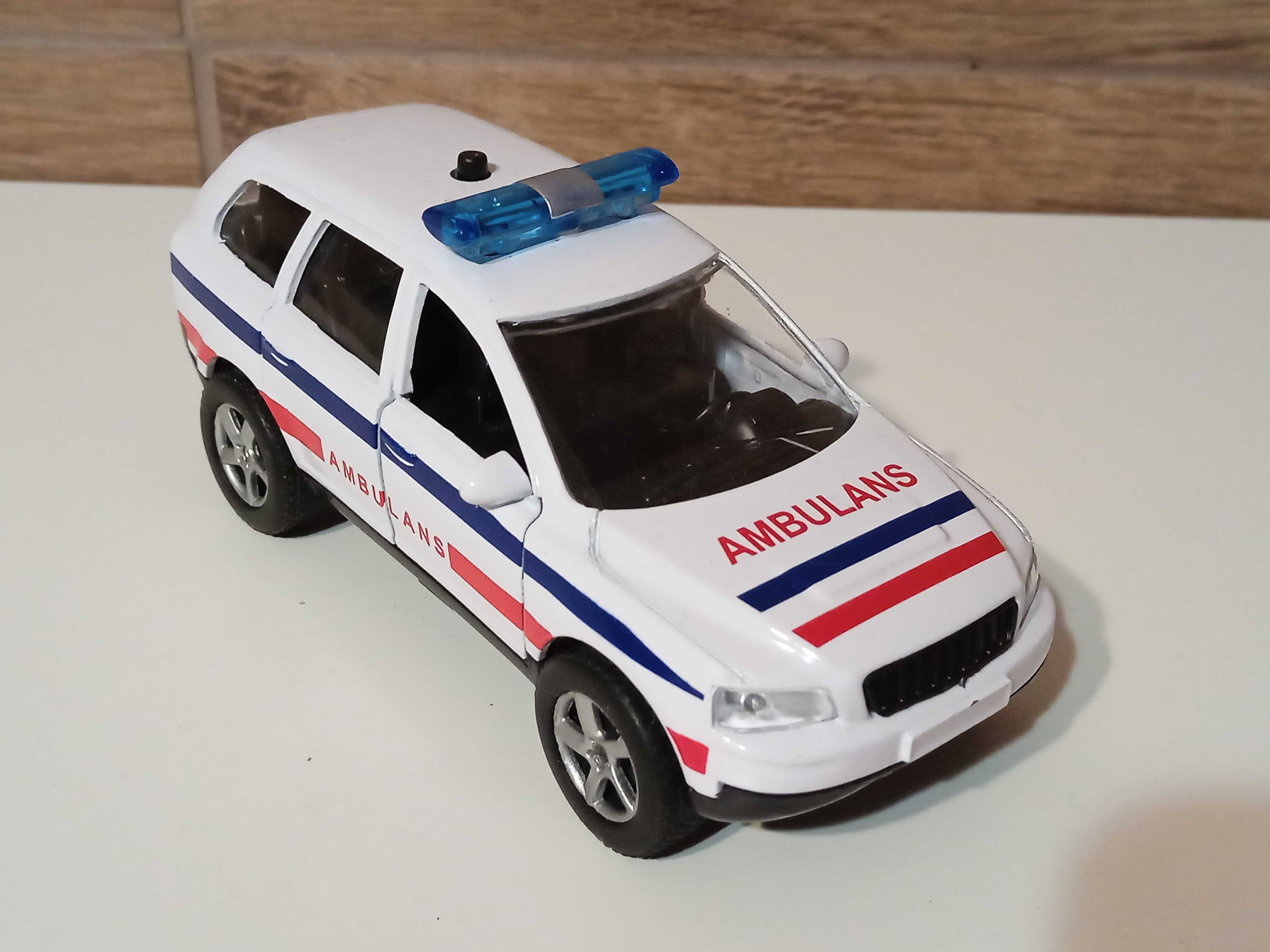 model Volvo XC90 ambulans