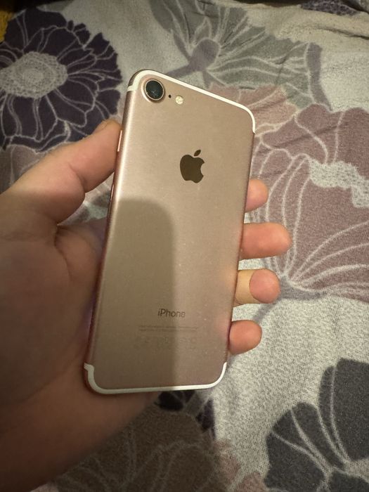 IPhone 7 desbloqueado com bateria nova a 100%