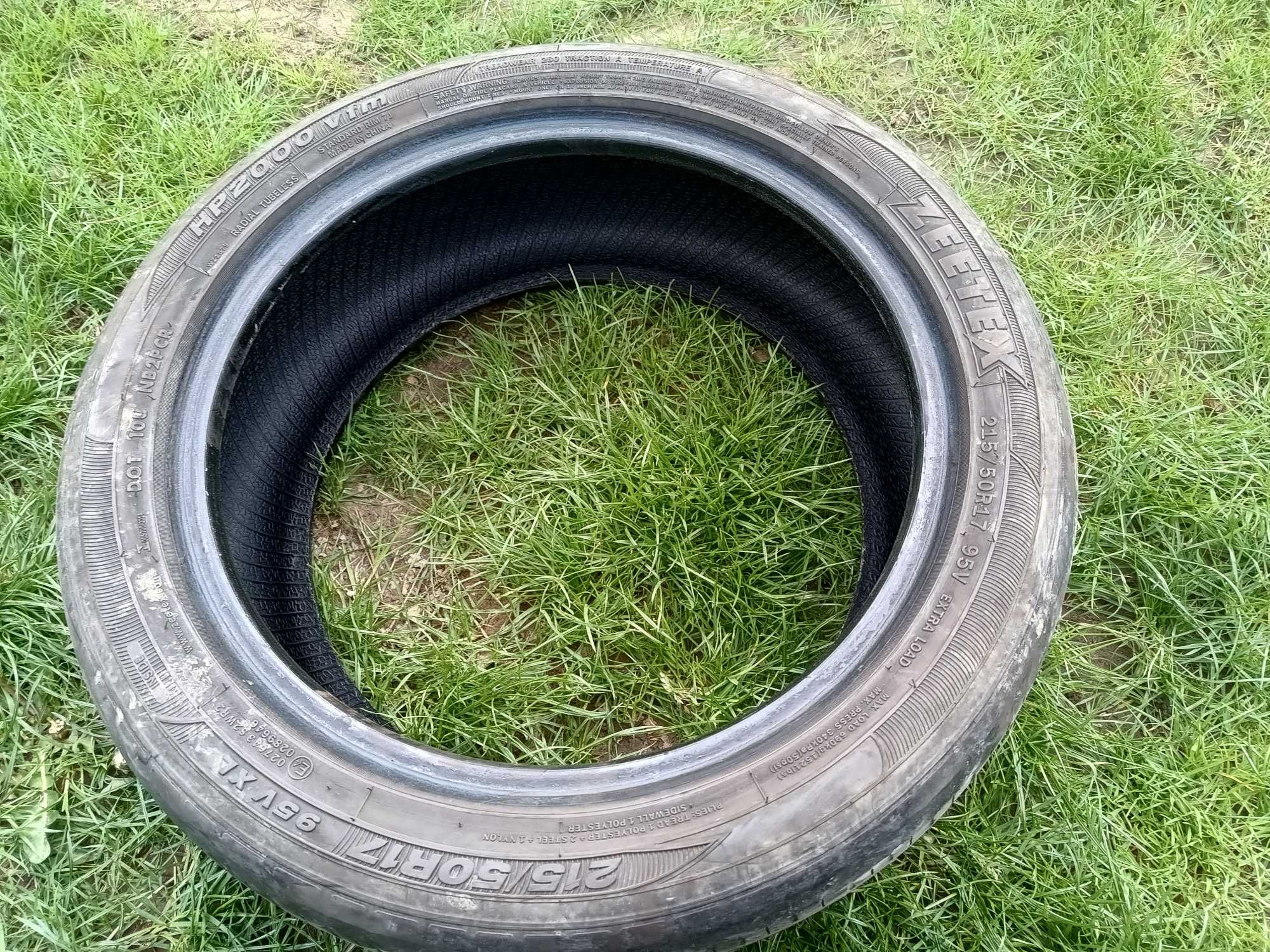 Opony letnie 215/50R17