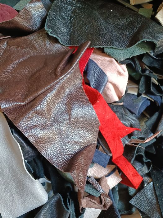 Мікс лоскути обрізки шкіри натуральної товста