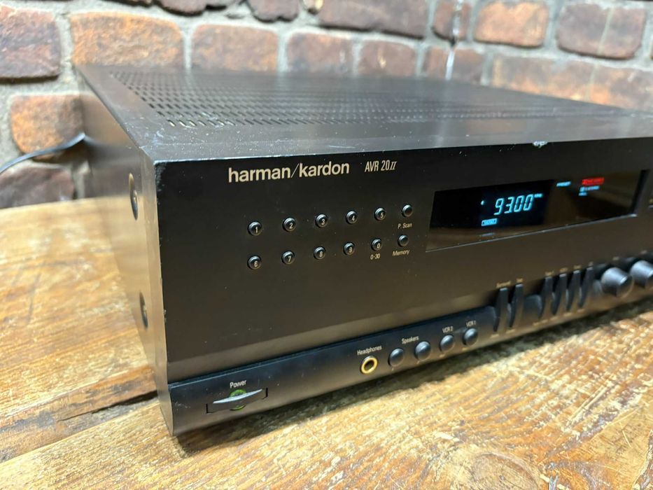 Amplituner Harman Kardon AVR 20