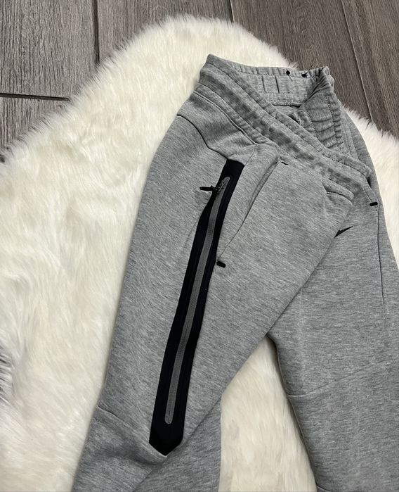 Дитячі оригінальні штани Nike tech flecce