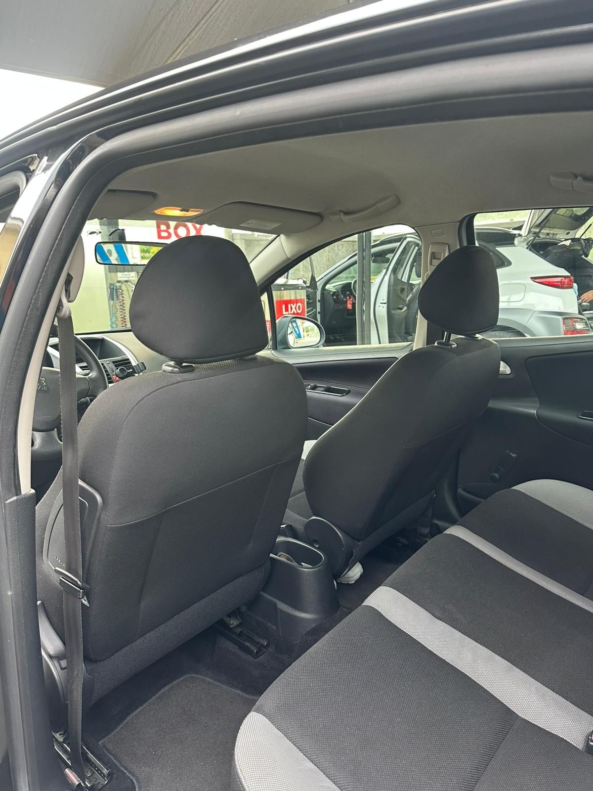Peugeot 207 1.4i 71mil kms