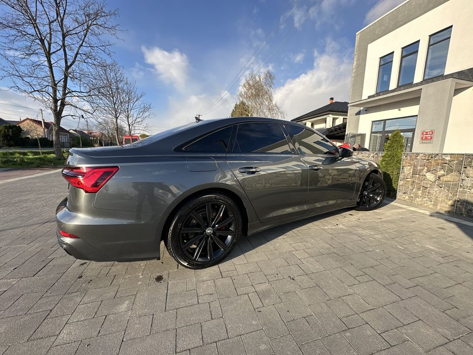 Audi a6 С8 - 367 л.с гібрид quattro