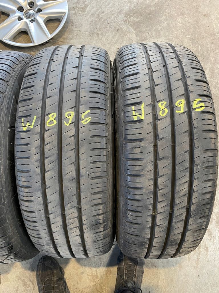 205/65/15c Hankook Vantra LT