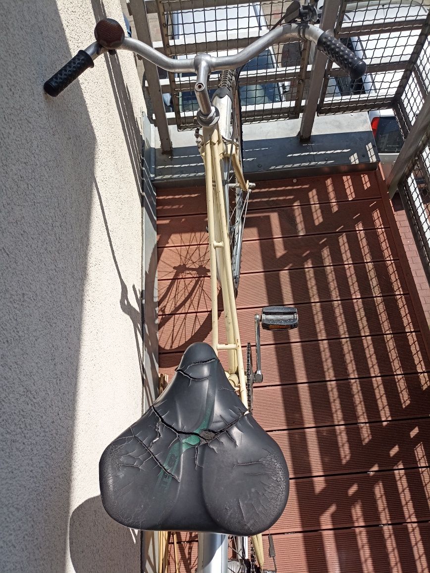 Rower miejski 28" z przerzutkami + pokrowiec
