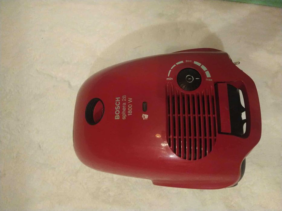 Odkurzacz Bosch 1800 W - workowy