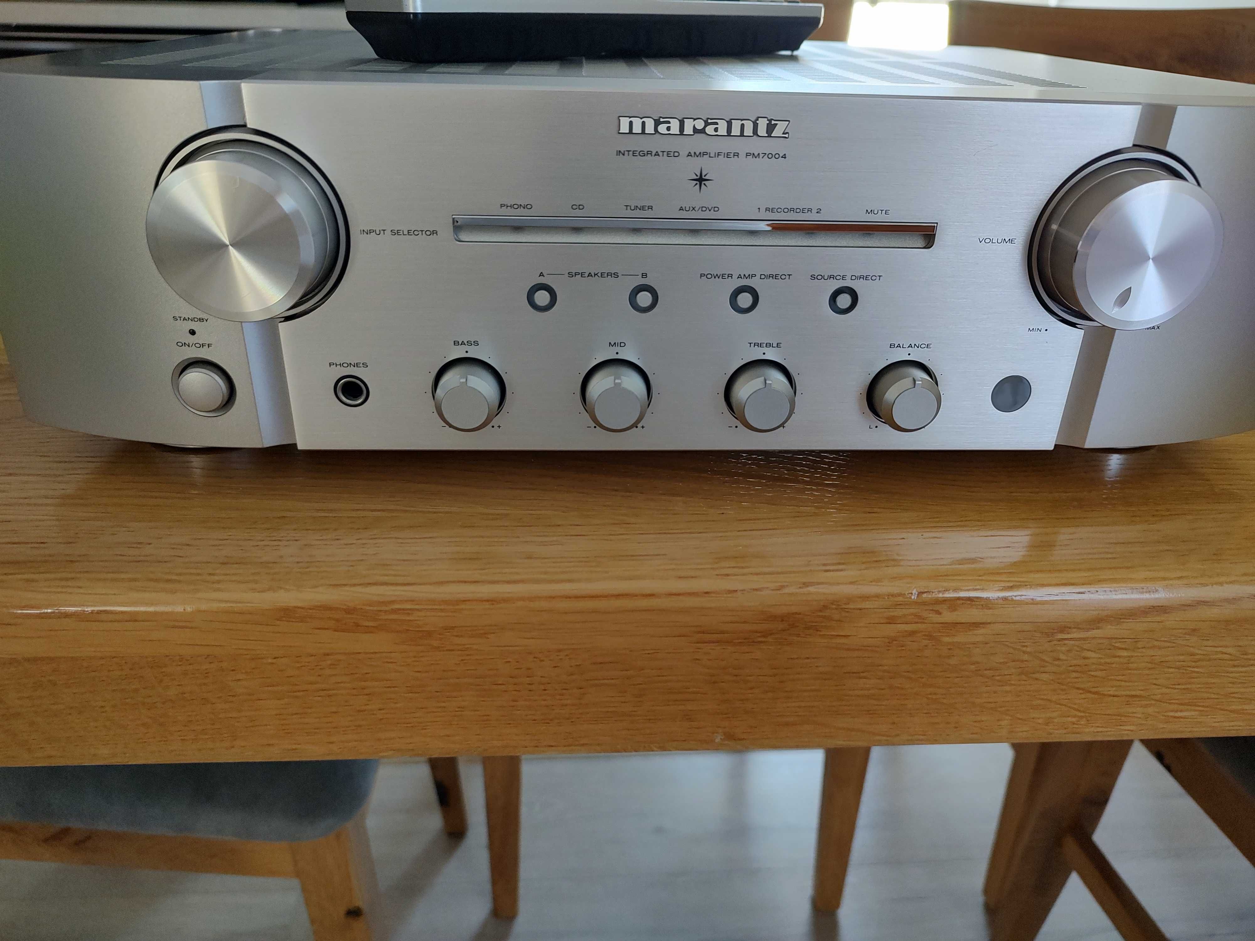 Marantz PM 7004 wzmacniacz
