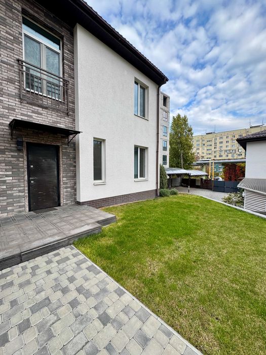 Продажа таунхауса на Мандрыковской | Днепр