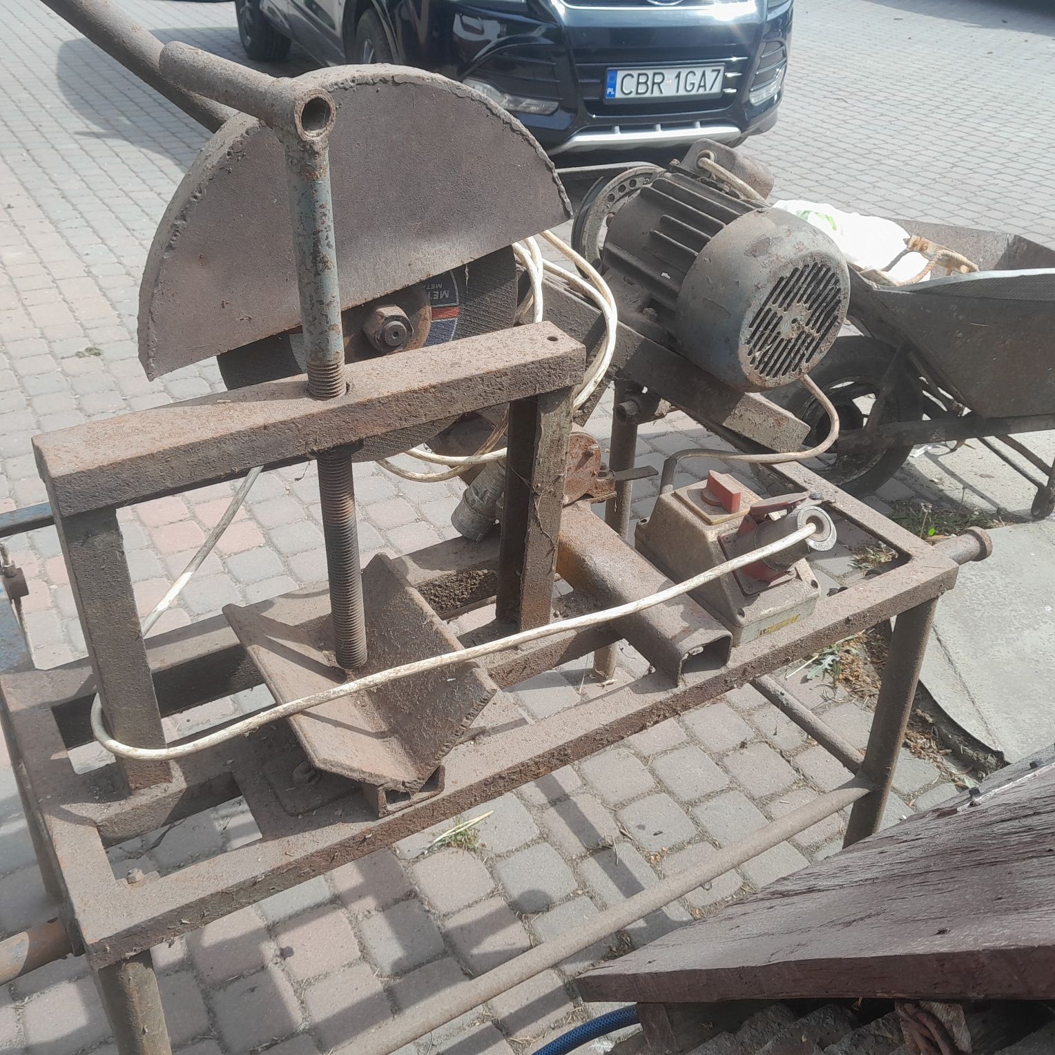 Piła stołowa do metalu + tarcze