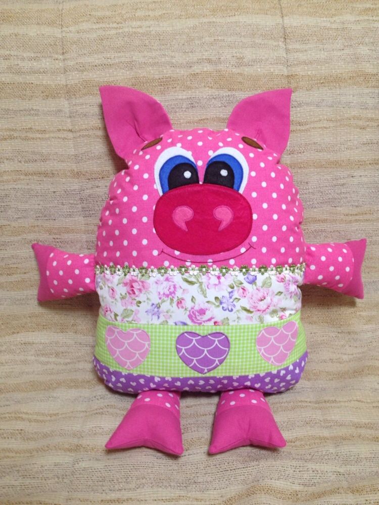Подушка-игрушка свинка (поросёнок, хрюня, свинья) Handmade