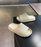 Adidas YeezySlide_White Nowe damskie Klapki Barɖzo wygodne 46