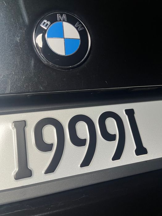 Продам BMW Series 5 e 39 чорного кольору. Автомат.Терміновий продаж!