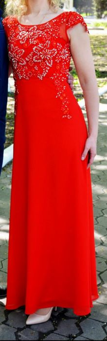 Платье на выпускной  коктейльное, нарядное