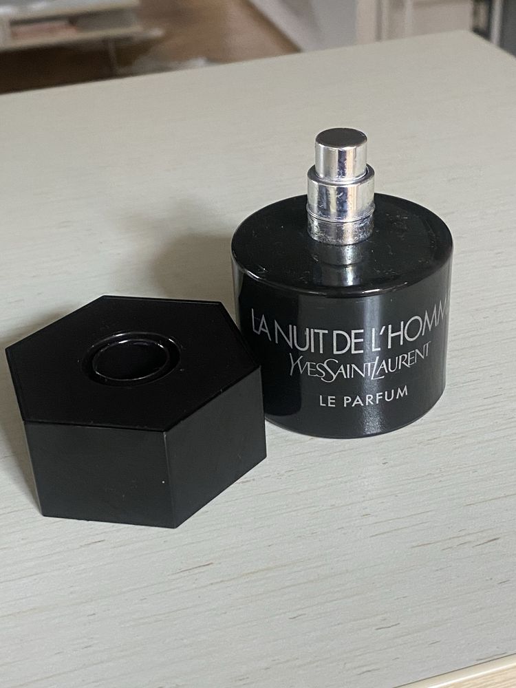 Flakon po perfumach YSL