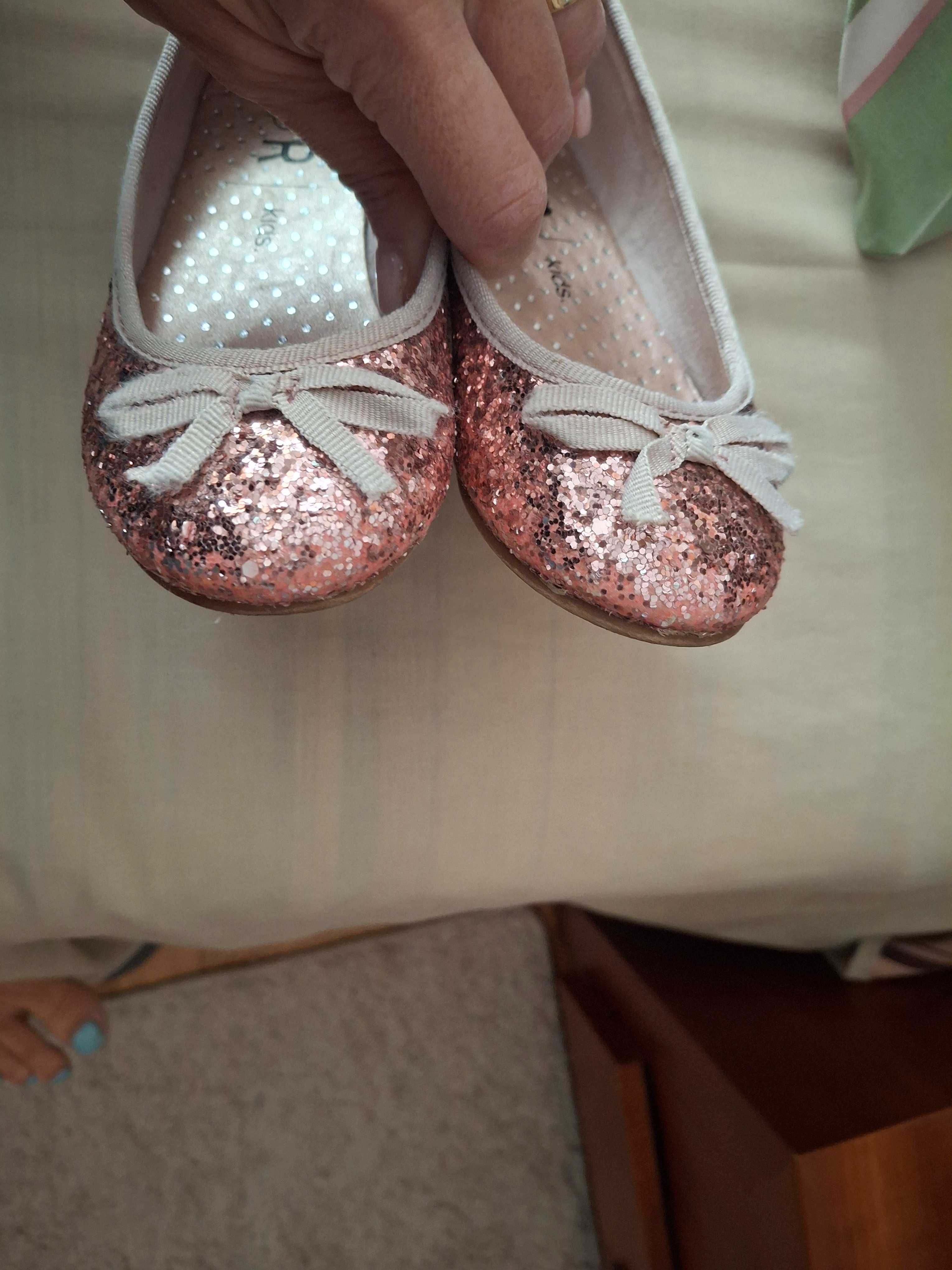 Sapatinhos para uma princesa T28