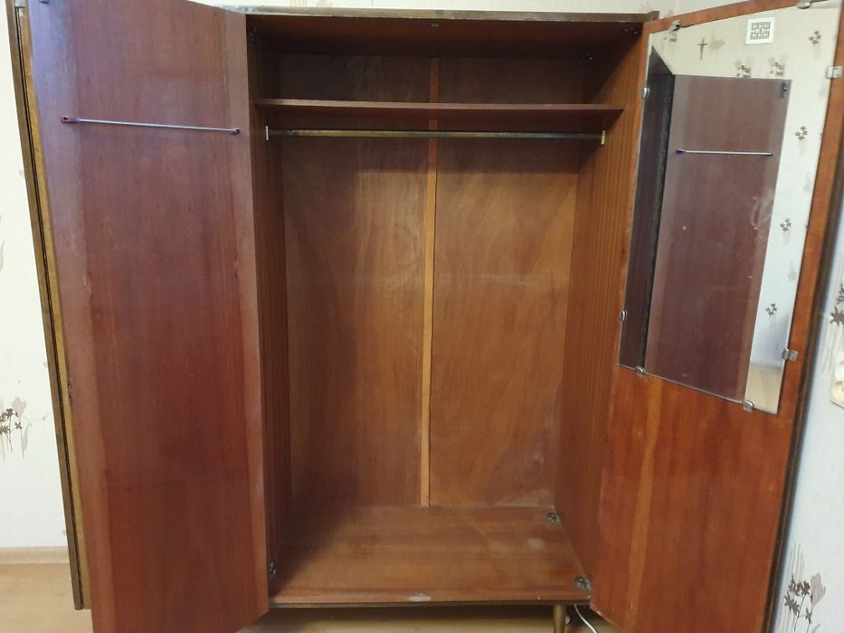 Sprzedam szafę, wysoki połysk lata 70-te, PRL, vintage