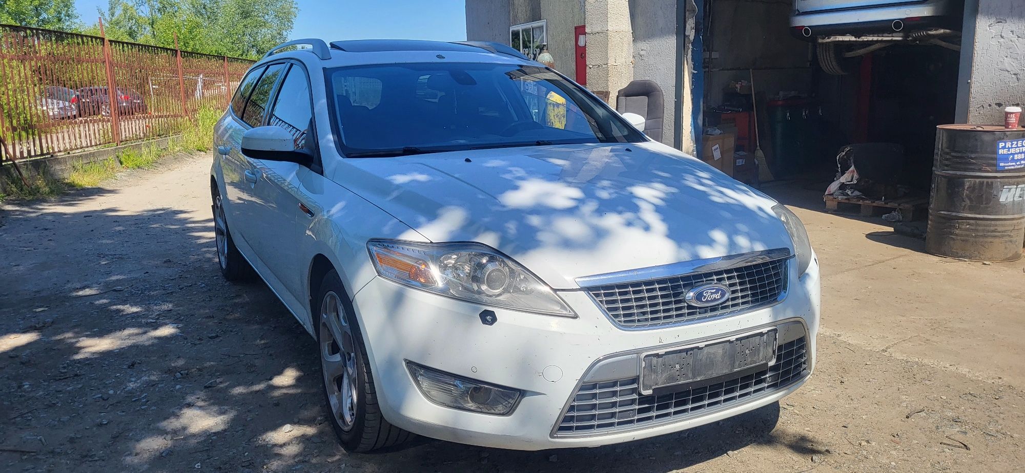 Lampy przód xenon Ford Mondeo MK4