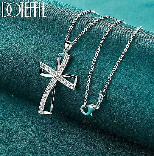 Łańcuszek z Krzyżykiem DOTEFFIL 925 srebro/ jak na zdjęciu/55cm