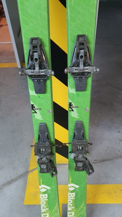 Wiązania skiturowe Dynafit Vertical turowe skitur